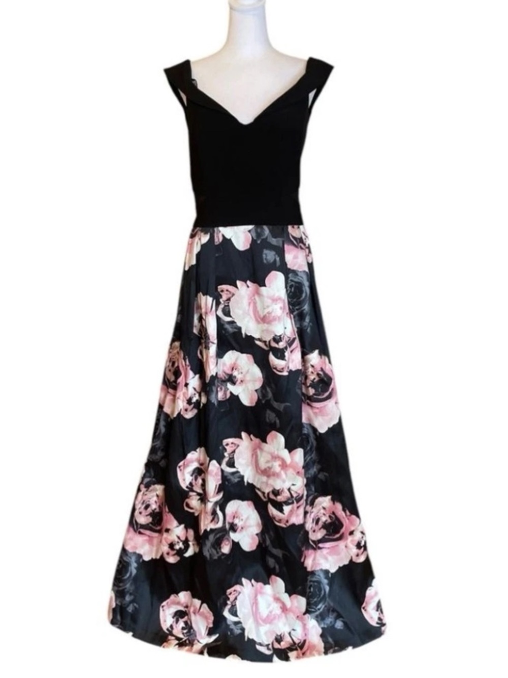 Xscape Floral Ball Gown sz 4